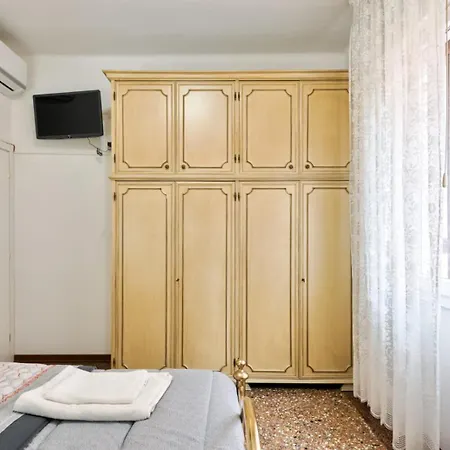 Casa de hóspedes Living Venice *